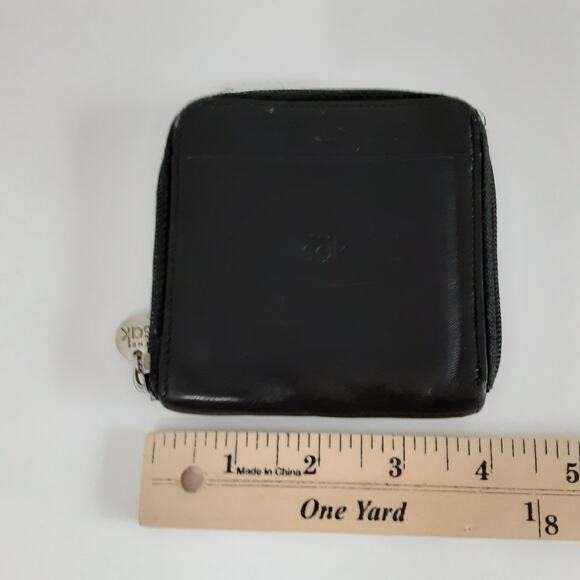 The Sak Black Genuine Leather Wallet Zip Around Square Card Case Travel Wallet - Picture 10 of 10